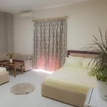 Dedej Hotel *