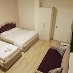 Dedej Hotel *