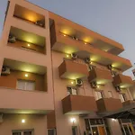 Hotel Dedej *