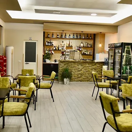 酒店 Dedej Durrës